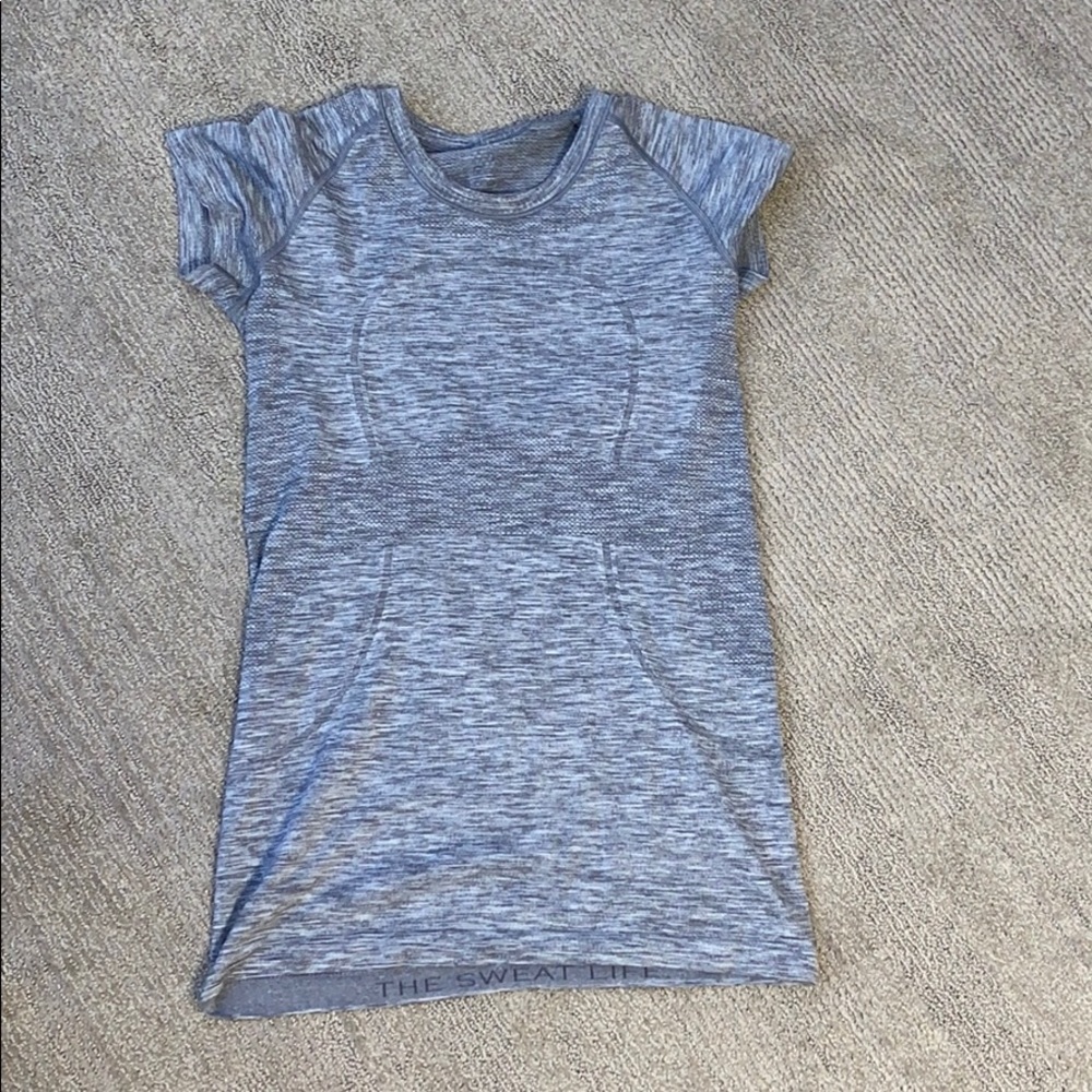 lululemon swiftly tech short sleeve size 8